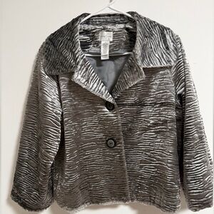 Emma James Silver Textured Teddy Jacket like new -chenille